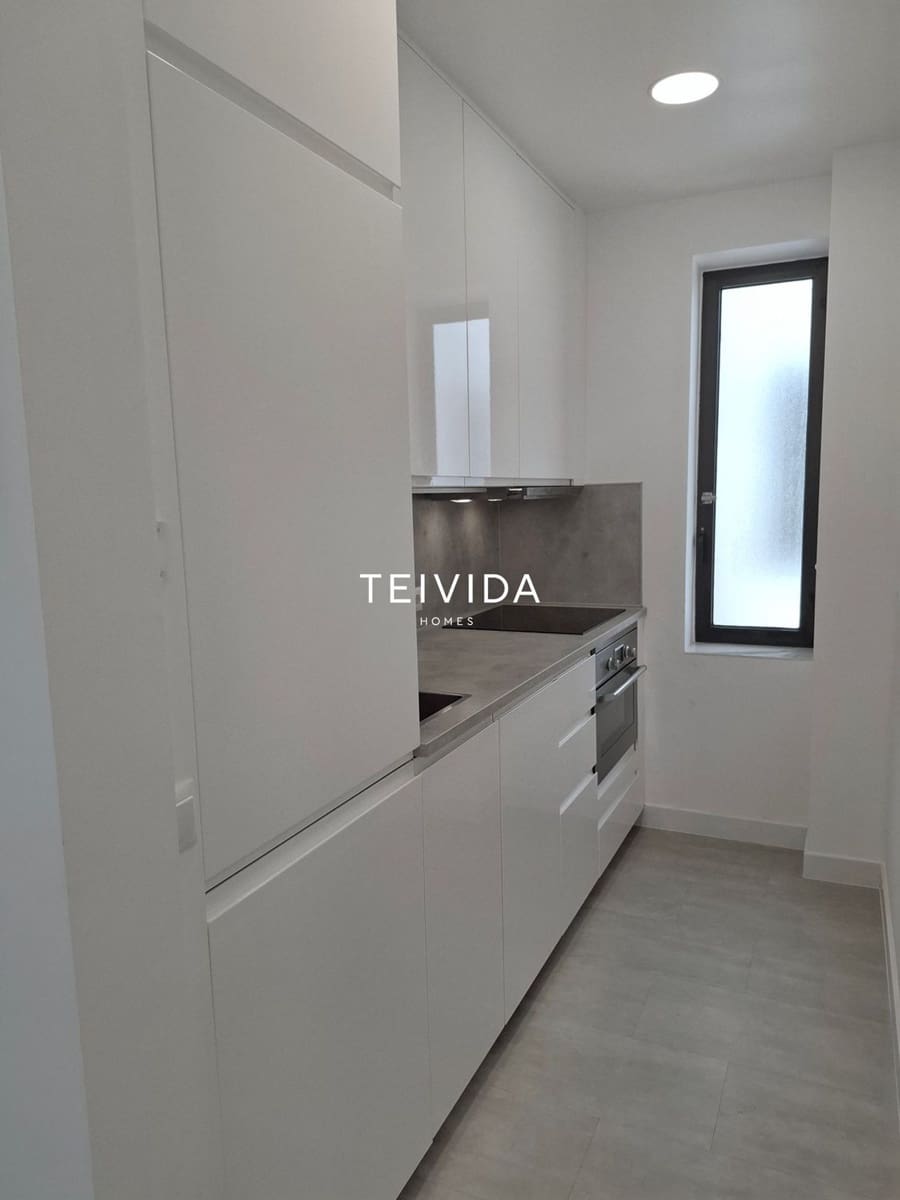 2 sovrum Lägenhet till salu i Playa de las Americas med pool - 498 000 € (Ref: 9898377)
