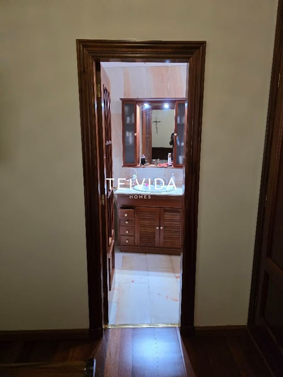 3 bedroom Flat for sale in Puerto de la Cruz - € 450,000 (Ref: 9898378)
