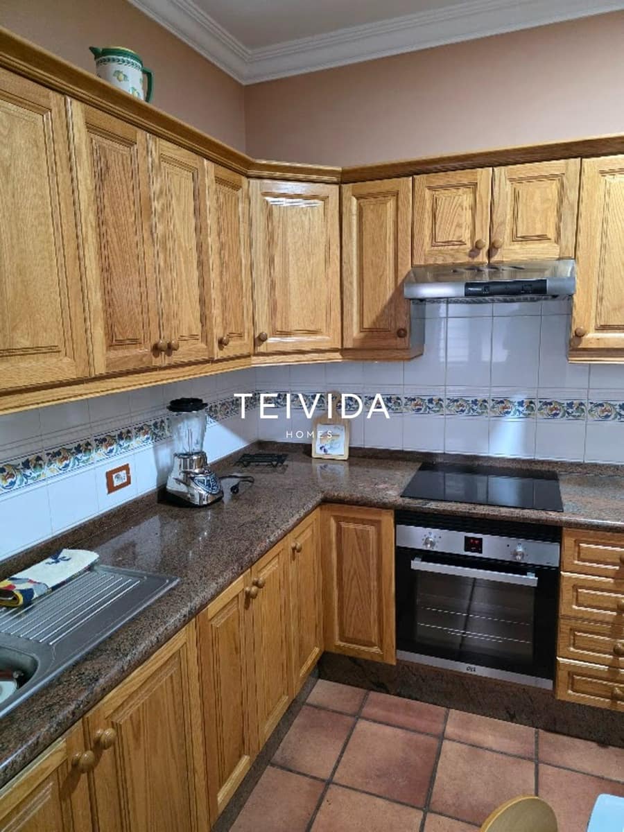 3 bedroom Flat for sale in Puerto de la Cruz - € 450,000 (Ref: 9898378)
