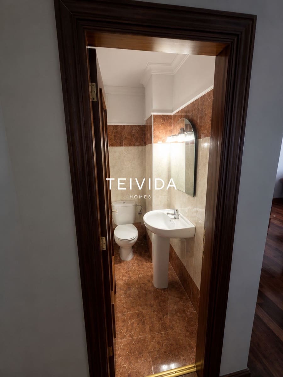 3 bedroom Flat for sale in Puerto de la Cruz - € 450,000 (Ref: 9898378)
