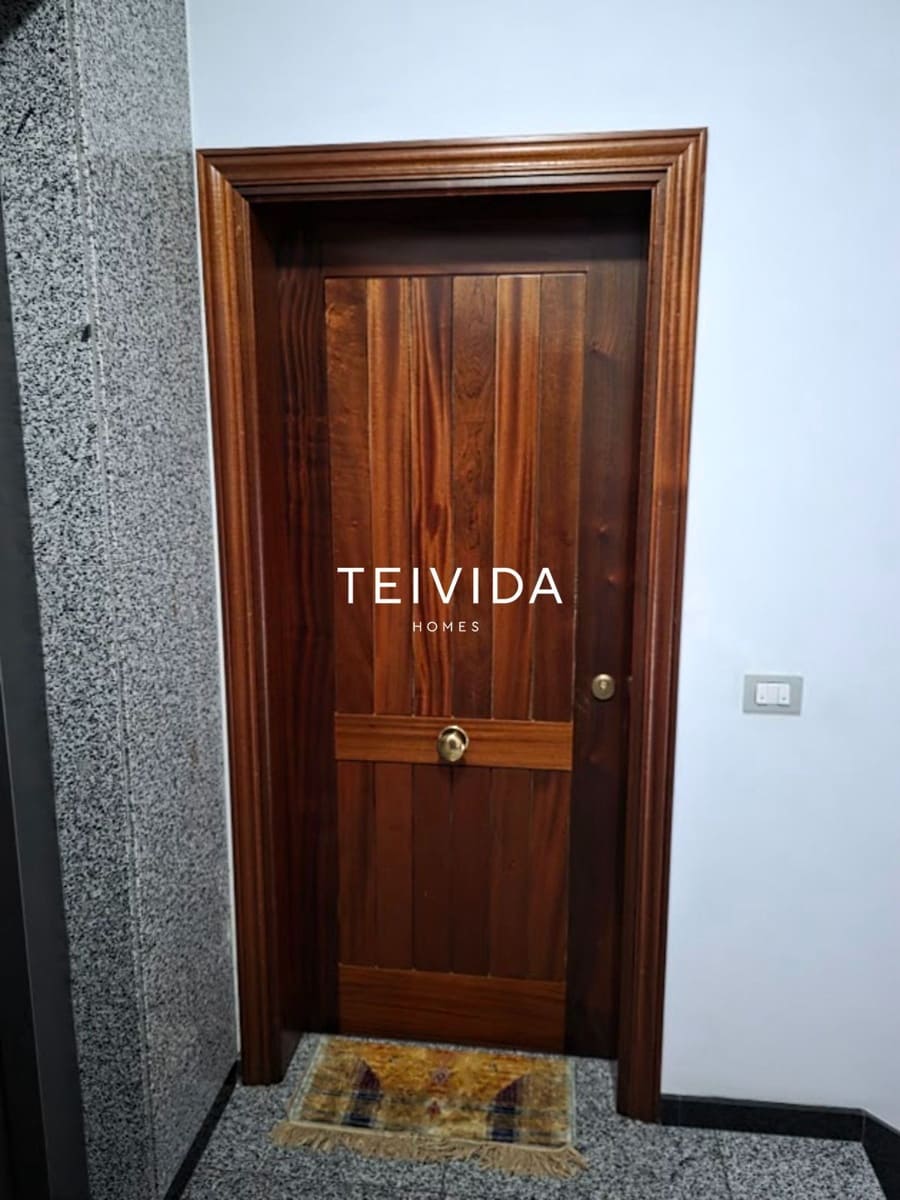 3 bedroom Flat for sale in Puerto de la Cruz - € 450,000 (Ref: 9898378)