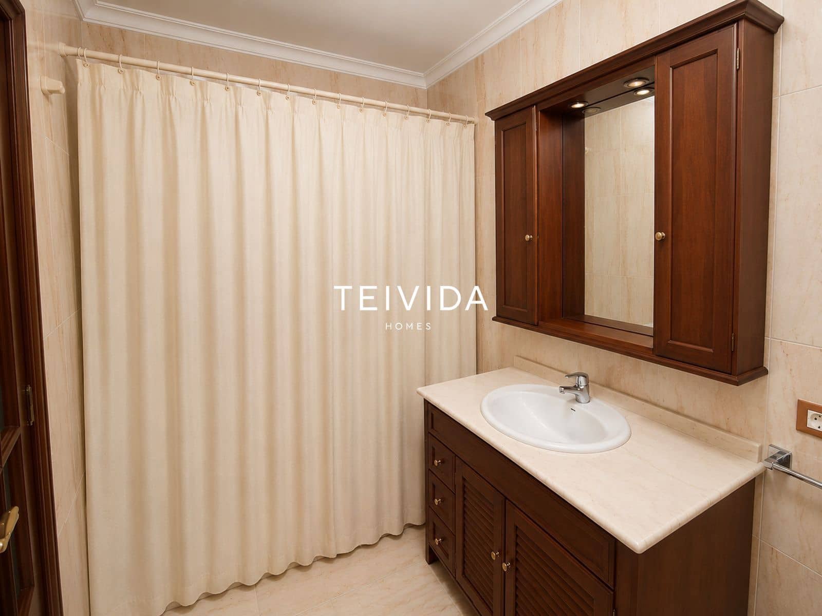 3 bedroom Flat for sale in Puerto de la Cruz - € 450,000 (Ref: 9898378)