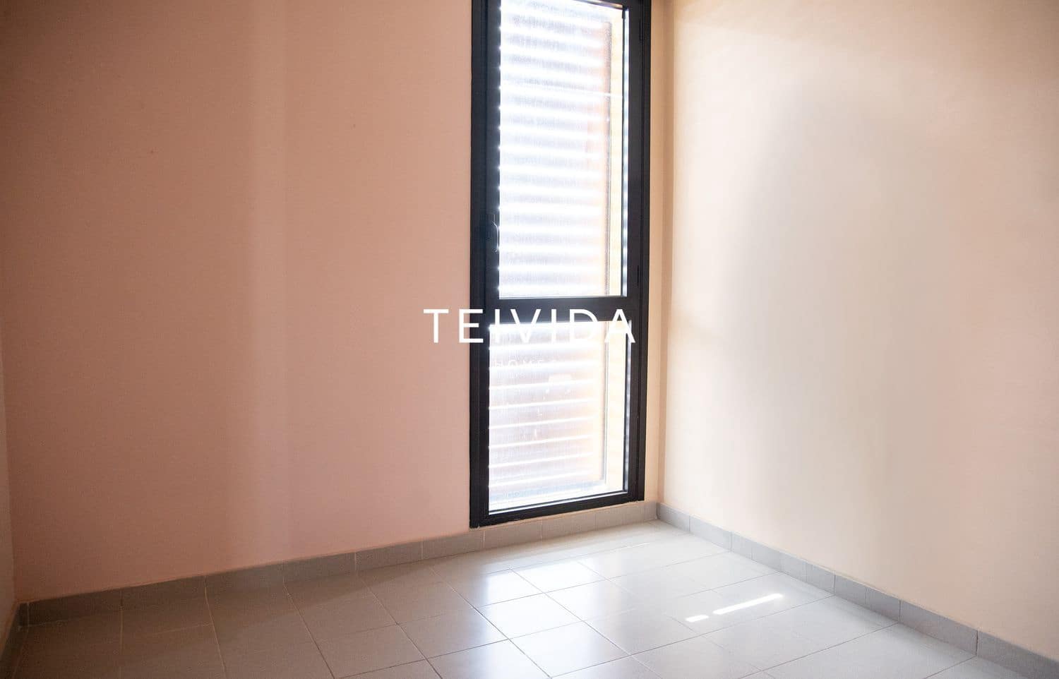 Piso de 3 habitaciones en Guía de Isora en venta con garaje - 320.000 € (Ref: 9898380)