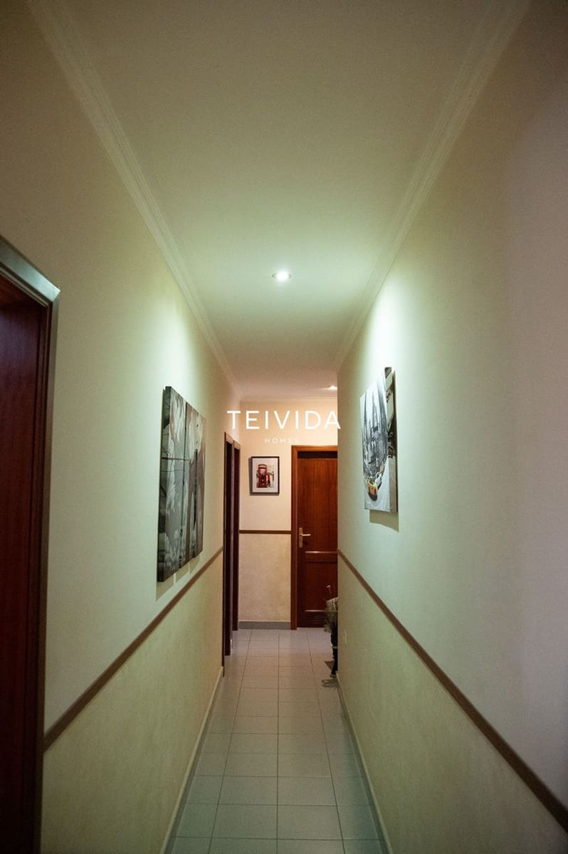Piso de 3 habitaciones en Guía de Isora en venta con garaje - 320.000 € (Ref: 9898380)