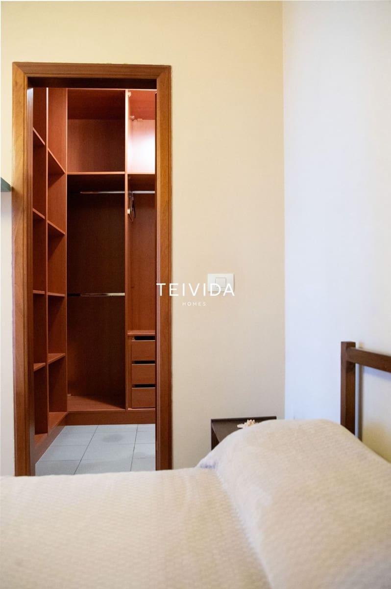 Piso de 3 habitaciones en Guía de Isora en venta con garaje - 320.000 € (Ref: 9898380)