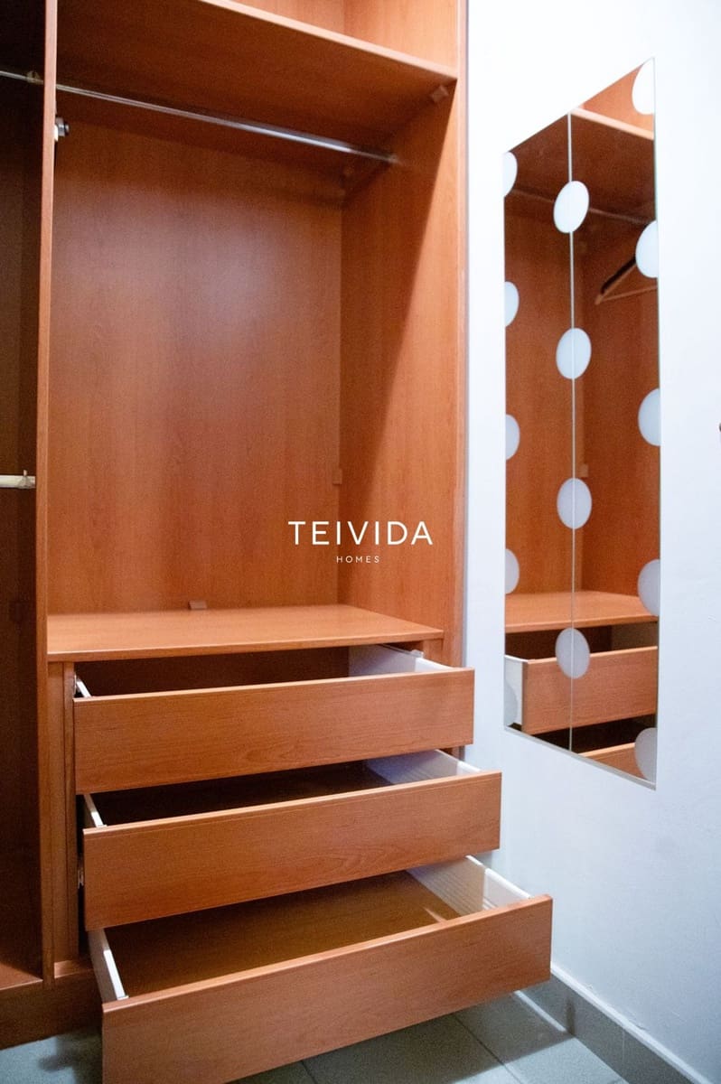 Piso de 3 habitaciones en Guía de Isora en venta con garaje - 320.000 € (Ref: 9898380)