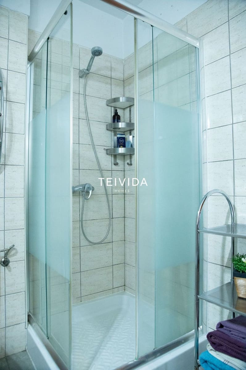 Piso de 3 habitaciones en Guía de Isora en venta con garaje - 320.000 € (Ref: 9898380)