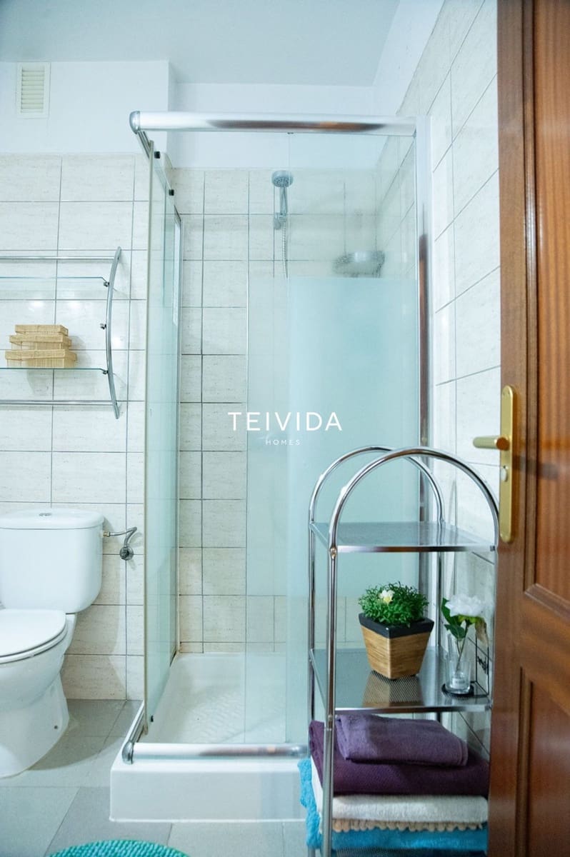Piso de 3 habitaciones en Guía de Isora en venta con garaje - 320.000 € (Ref: 9898380)
