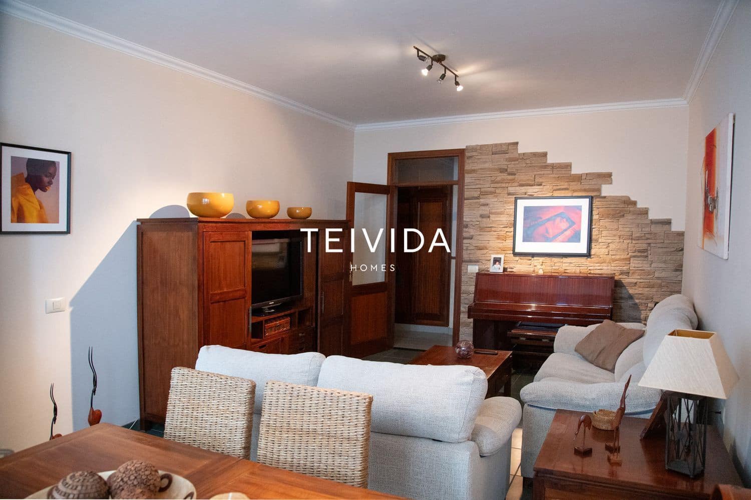 Piso de 3 habitaciones en Guía de Isora en venta con garaje - 320.000 € (Ref: 9898380)