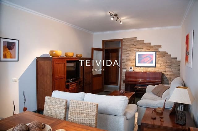 Piso de 3 habitaciones en Guía de Isora en venta con garaje - 320.000 € (Ref: 9898380)