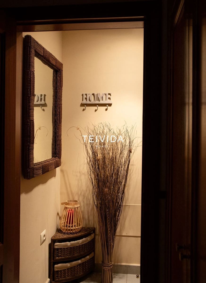 Piso de 3 habitaciones en Guía de Isora en venta con garaje - 320.000 € (Ref: 9898380)