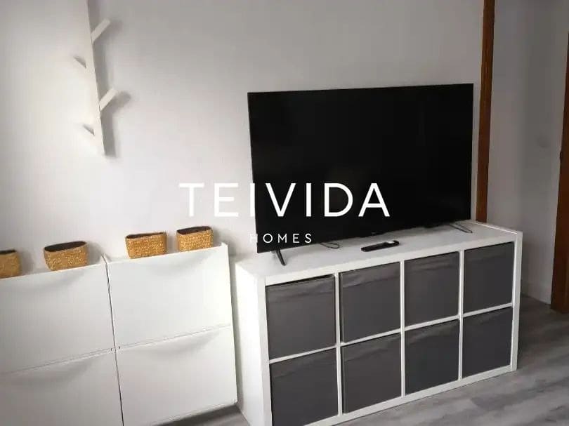Commercial for sale in Guaza - € 189,000 (Ref: 9898381)