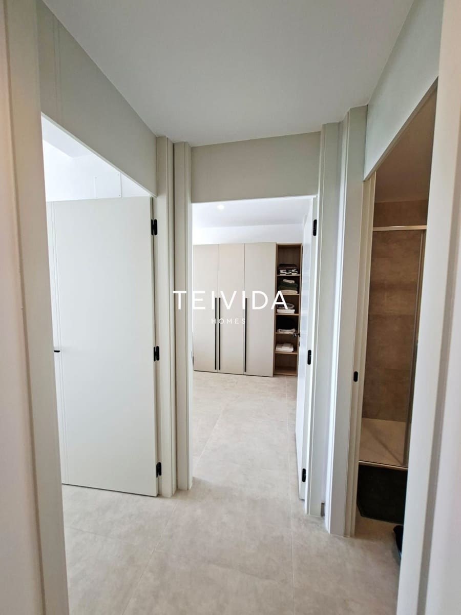 2 quarto Apartamento para arrendar em Costa Adeje com piscina garagem - 2 800 € (Ref: 9924918)
