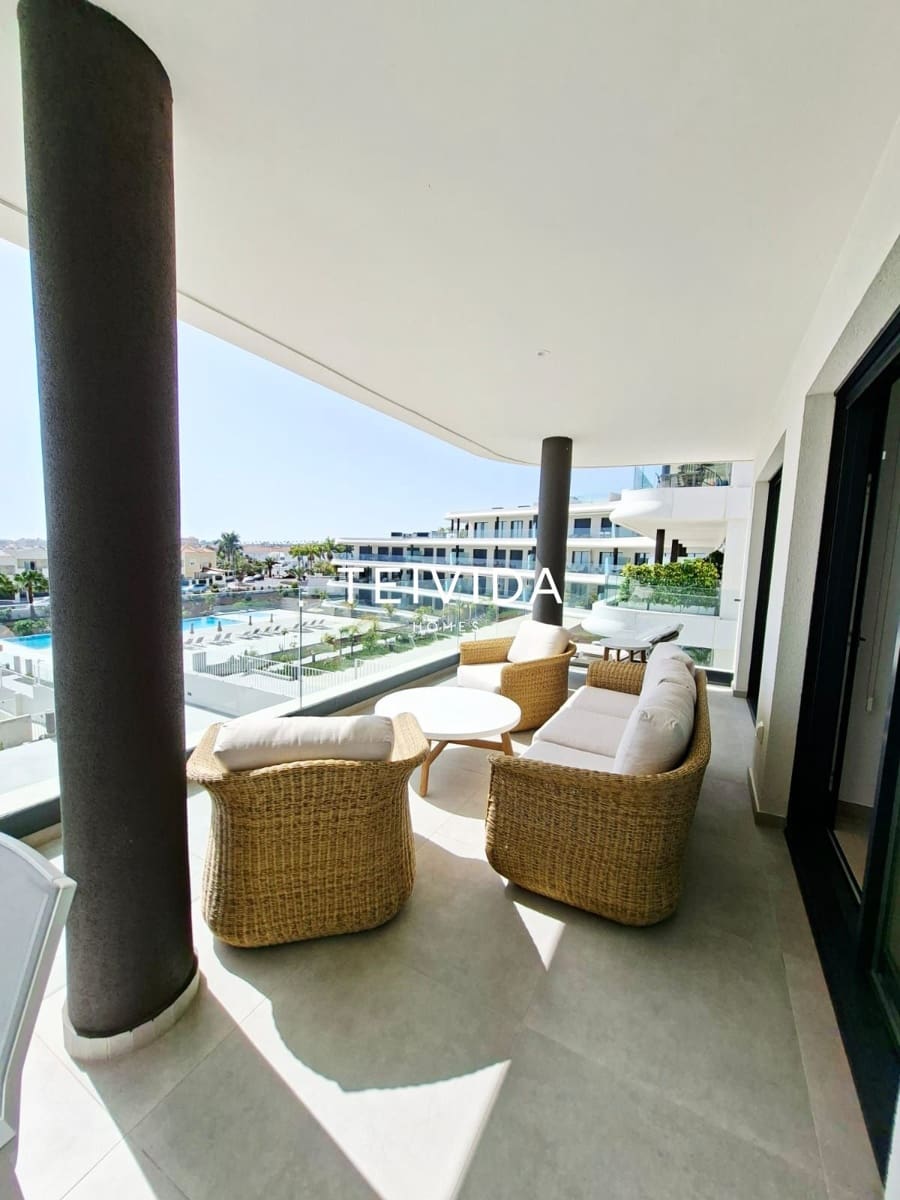 2 quarto Apartamento para arrendar em Costa Adeje com piscina garagem - 2 800 € (Ref: 9924918)