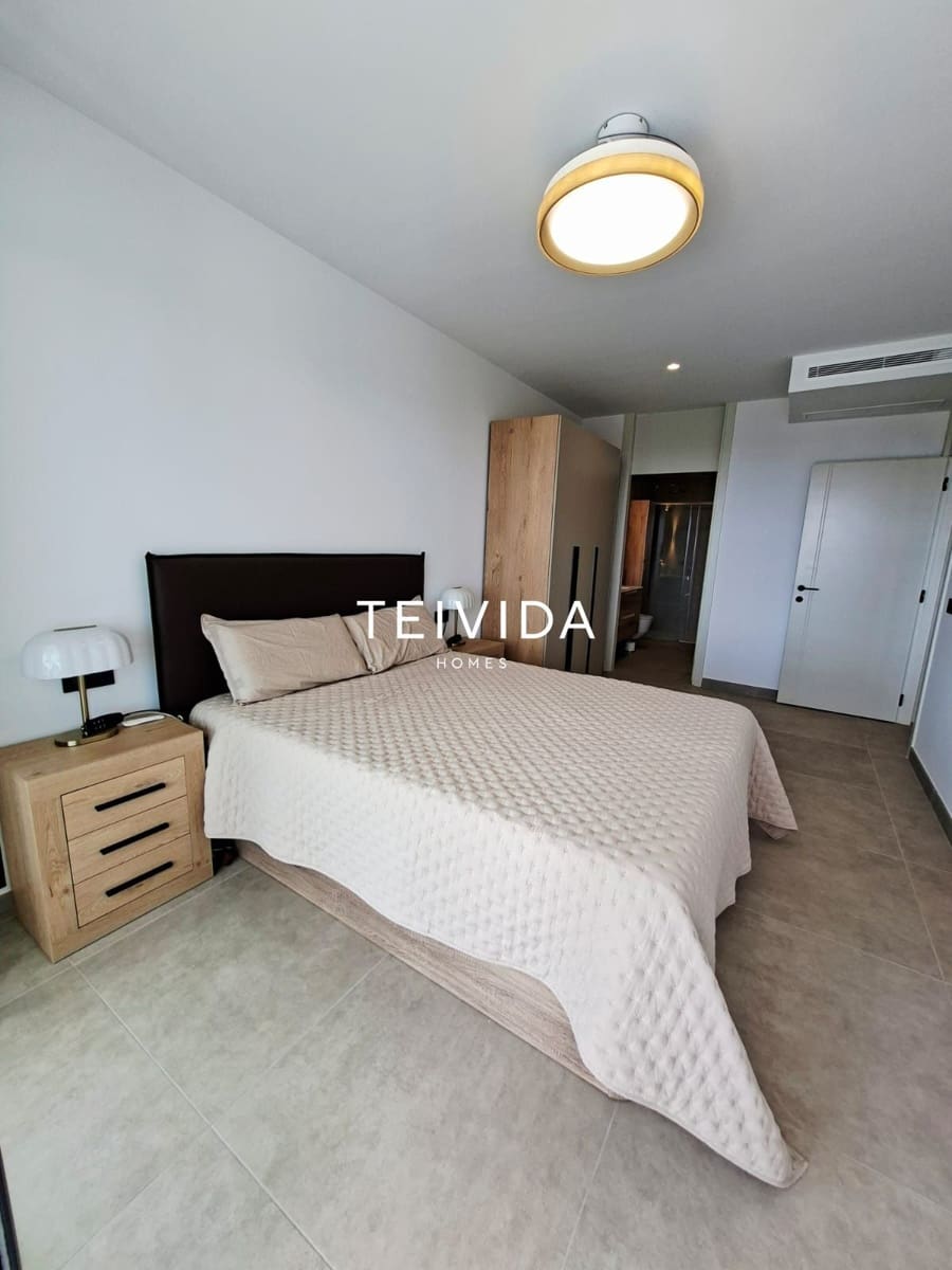 2 quarto Apartamento para arrendar em Costa Adeje com piscina garagem - 2 800 € (Ref: 9924918)