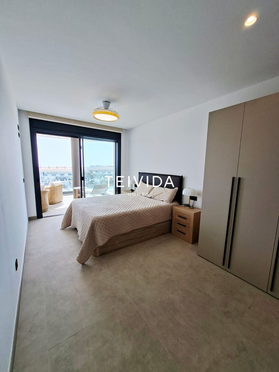 2 quarto Apartamento para arrendar em Costa Adeje com piscina garagem - 2 800 € (Ref: 9924918)