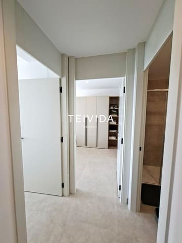2 quarto Apartamento para arrendar em Playa de Fañabé Alto, Adeje com piscina garagem - 2 800 € (Ref: 9924918)