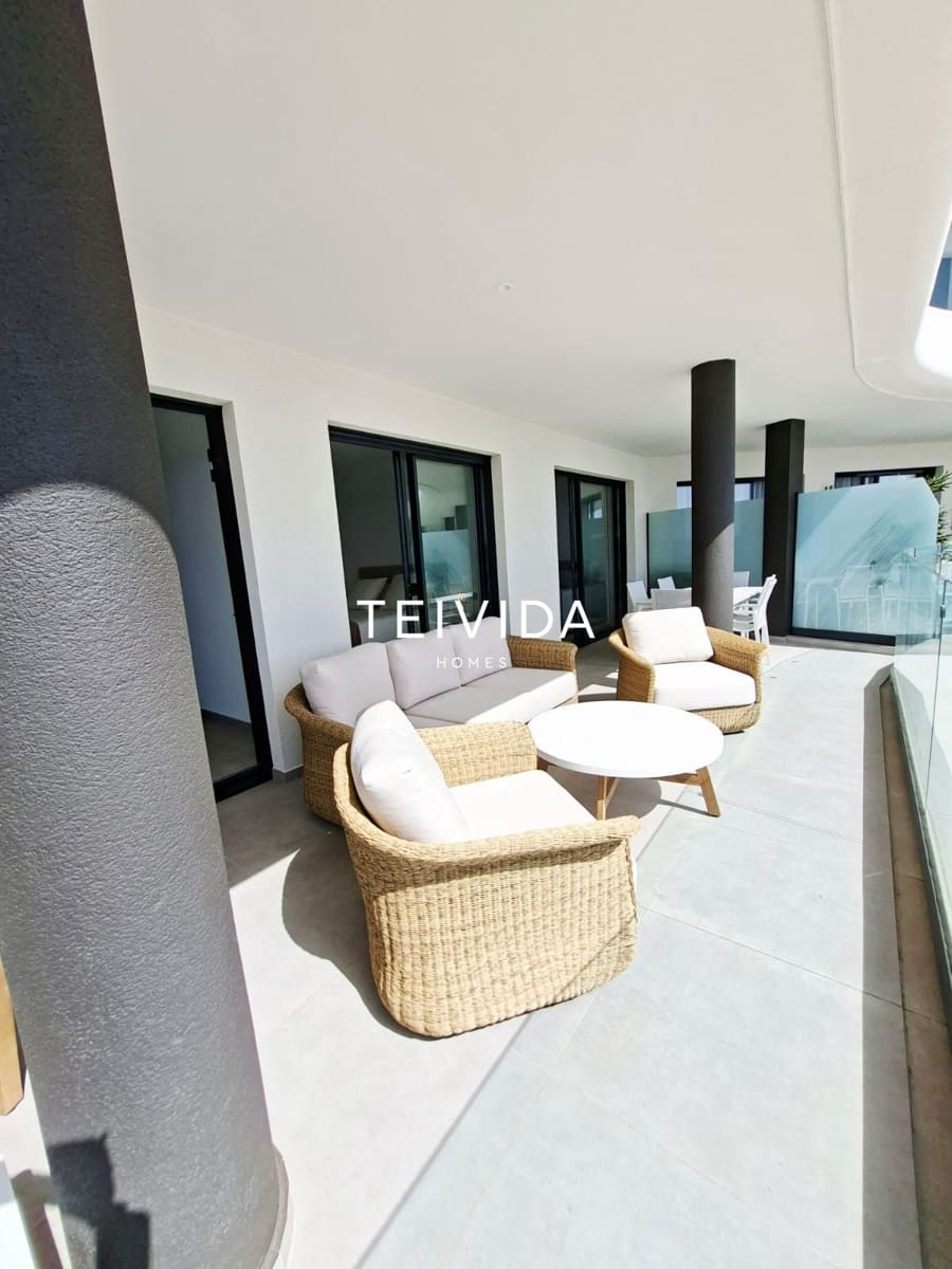 2 quarto Apartamento para arrendar em Costa Adeje com piscina garagem - 2 800 € (Ref: 9924918)