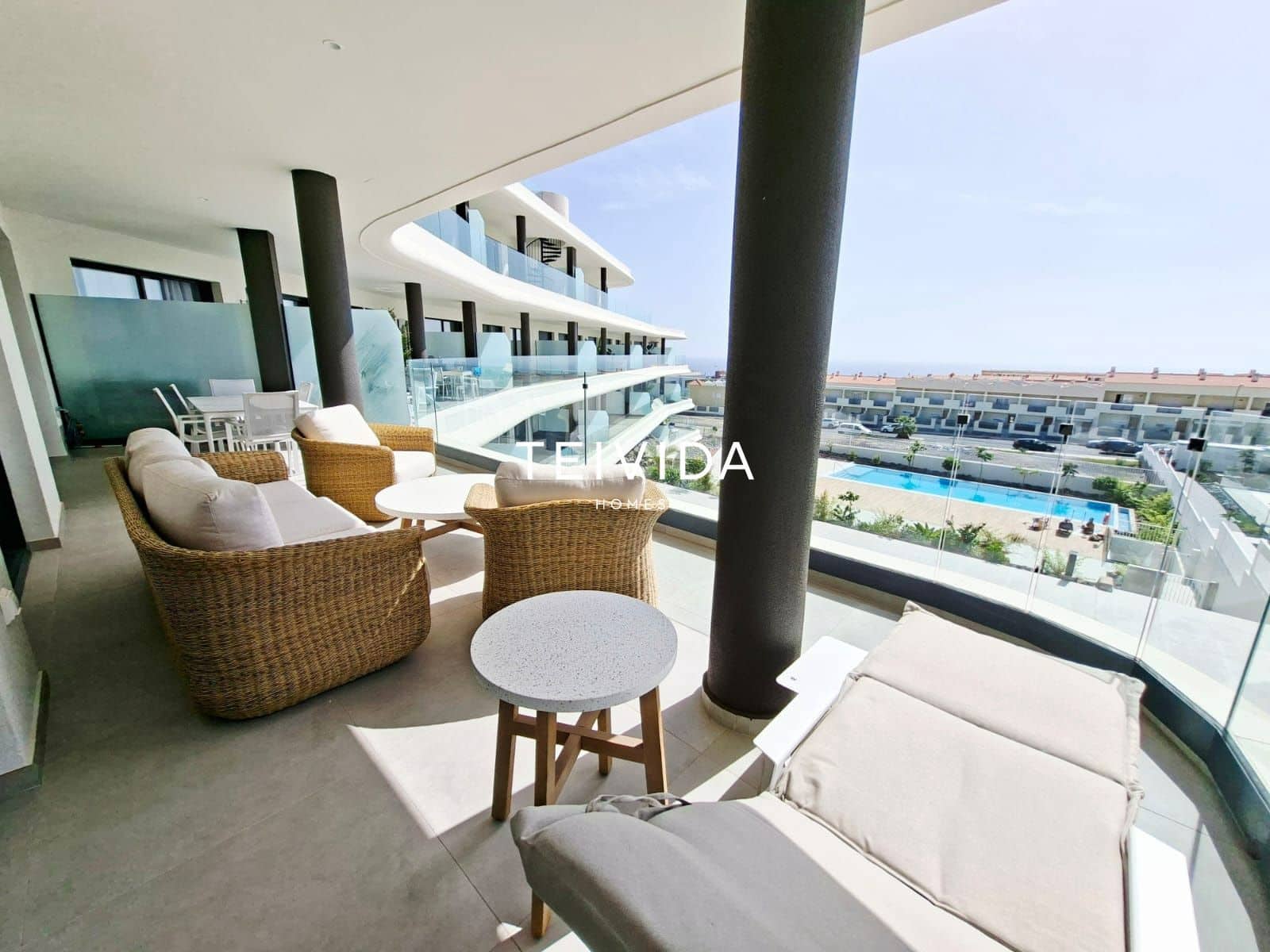 2 quarto Apartamento para arrendar em Costa Adeje com piscina garagem - 2 800 € (Ref: 9924918)