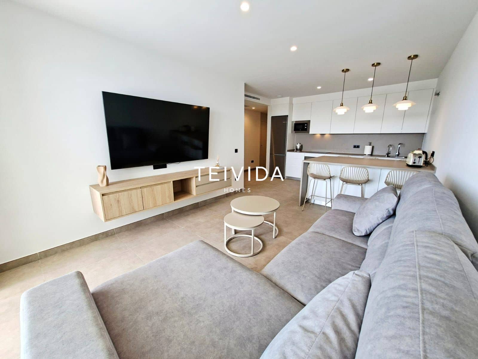 2 quarto Apartamento para arrendar em Costa Adeje com piscina garagem - 2 800 € (Ref: 9924918)