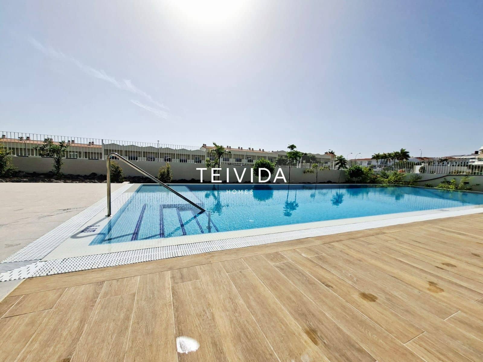 2 quarto Apartamento para arrendar em Costa Adeje com piscina garagem - 2 800 € (Ref: 9924918)