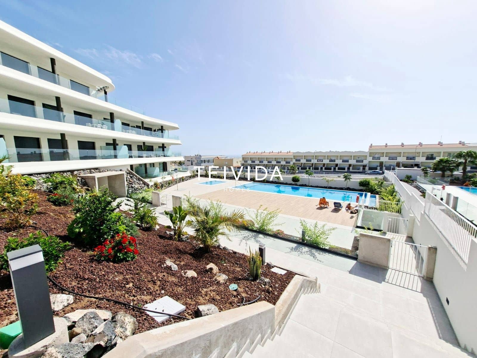 2 quarto Apartamento para arrendar em Costa Adeje com piscina garagem - 2 800 € (Ref: 9924918)
