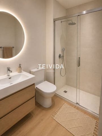 Appartement de 2 chambres à louer à Los Cristianos, Arona avec piscine garage - 1 800 € (Ref: 9924919)
