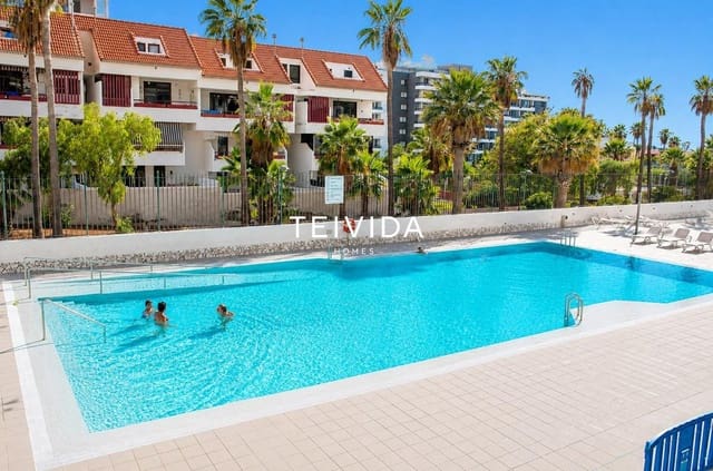 1 makuuhuone Asunto vuokrattavana paikassa Playa de las Americas, Arona mukana uima-altaan - 1 700 € (Ref: 9924920)
