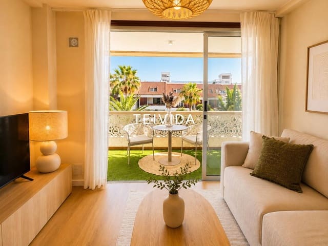 1 bedroom Flat for rent in Playa de las Americas, Arona with pool - € 1,700 (Ref: 9924920)