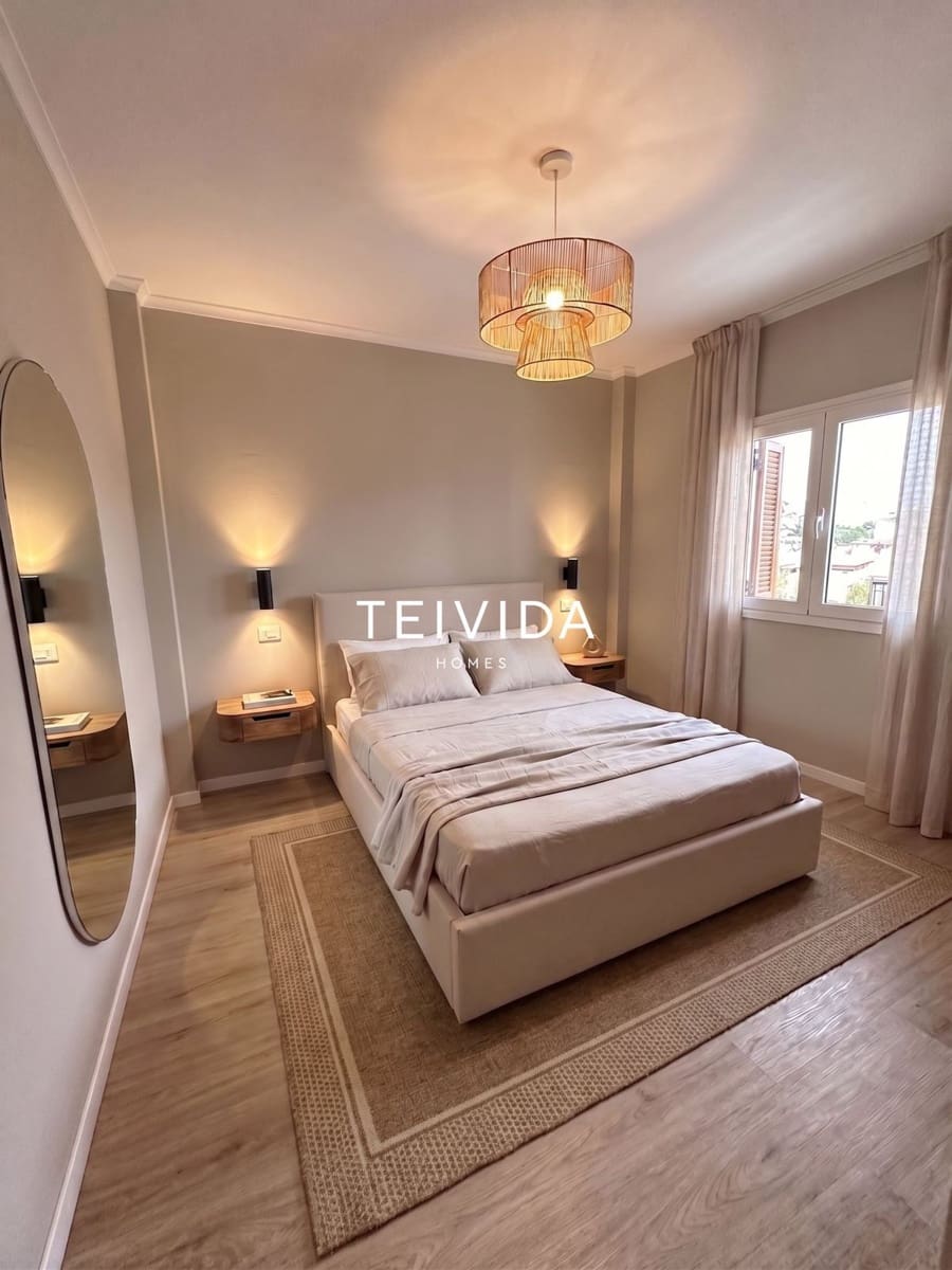 1 quarto Apartamento para arrendar em Los Cristianos com piscina - 1 600 € (Ref: 9924921)