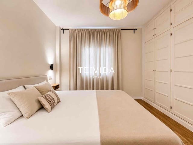 1 makuuhuone Asunto vuokrattavana paikassa Los Cristianos, Arona mukana uima-altaan - 1 600 € (Ref: 9924921)