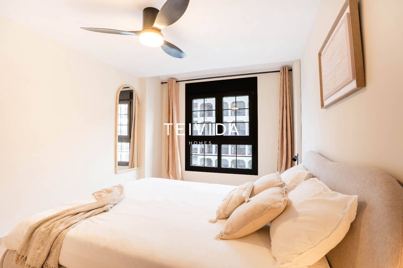 2 soverom Leilighet til leie i Los Cristianos med svømmebasseng - € 1 650 (Ref: 9924922)