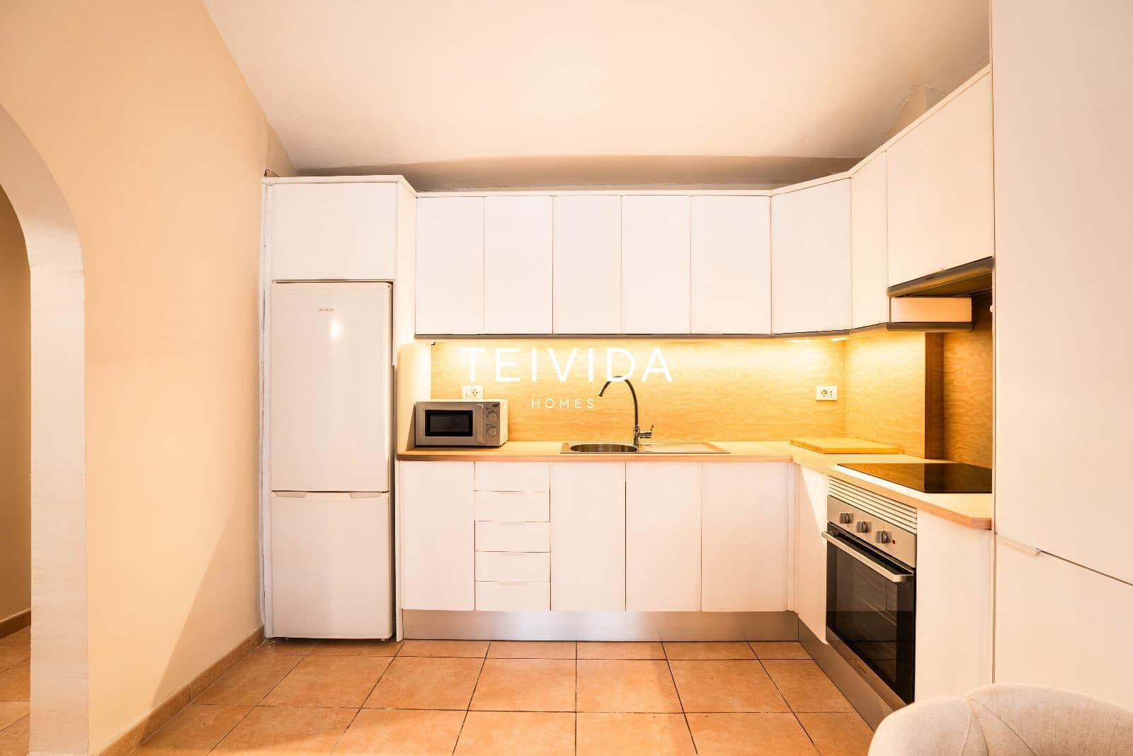 2 soverom Leilighet til leie i Los Cristianos med svømmebasseng - € 1 650 (Ref: 9924922)