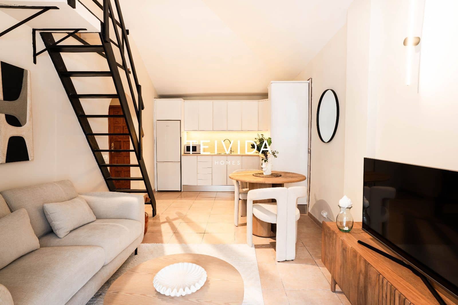2 soverom Leilighet til leie i Los Cristianos med svømmebasseng - € 1 650 (Ref: 9924922)
