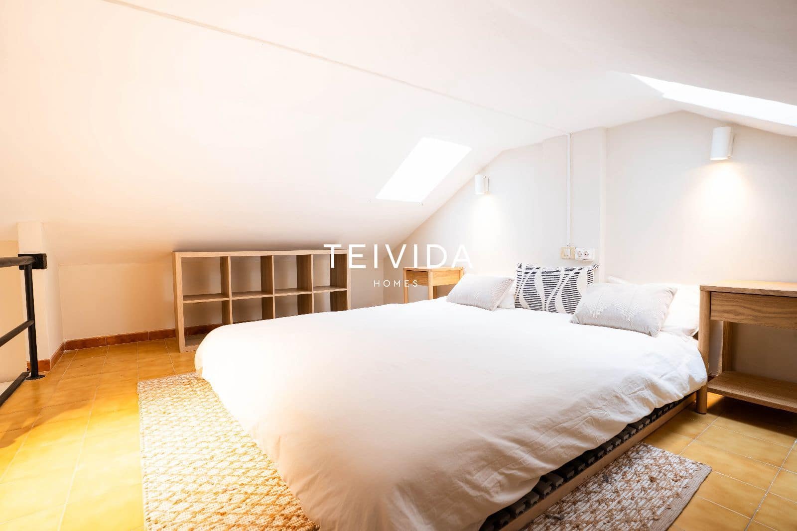 2 soverom Leilighet til leie i Los Cristianos med svømmebasseng - € 1 650 (Ref: 9924922)