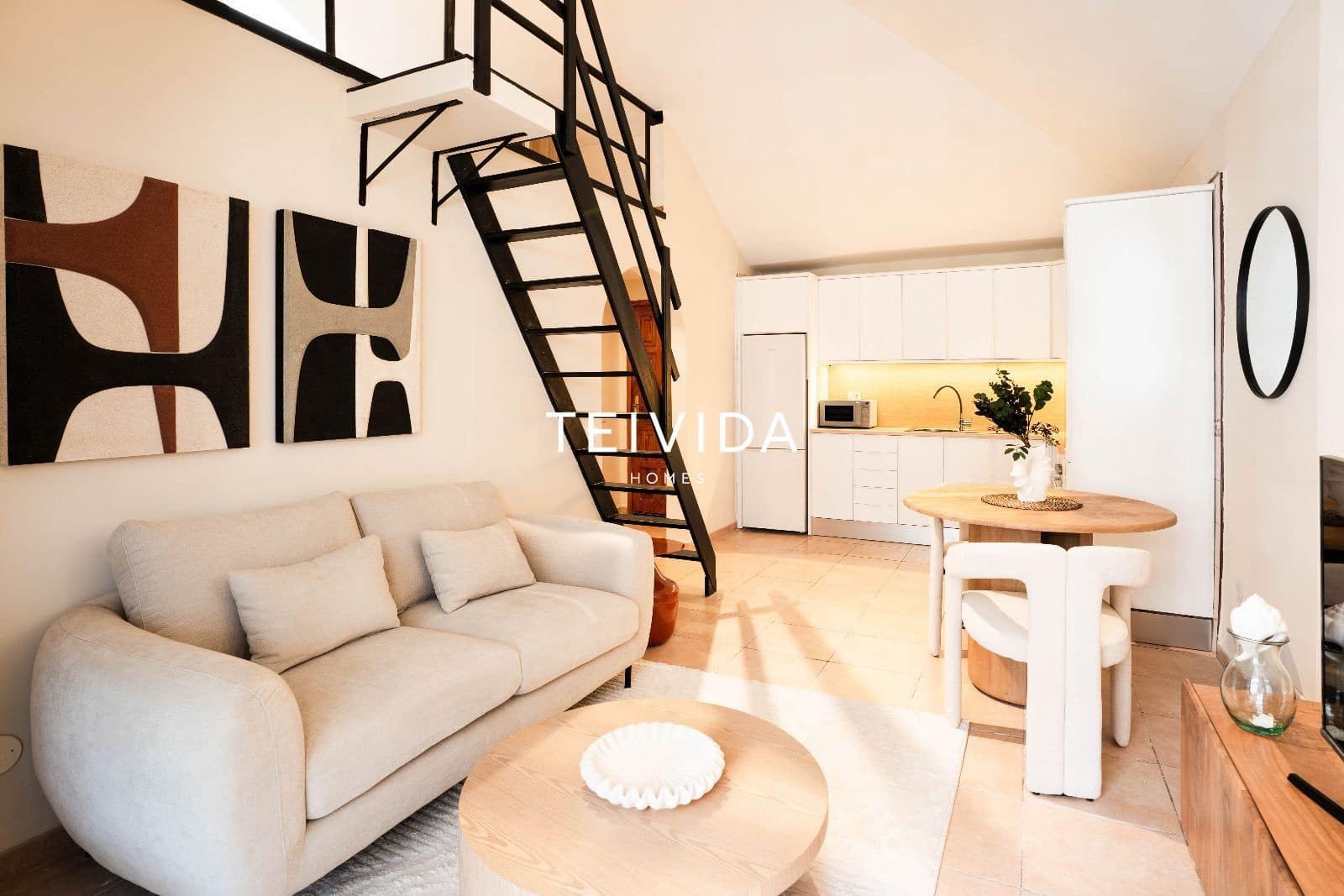 2 soverom Leilighet til leie i Los Cristianos med svømmebasseng - € 1 650 (Ref: 9924922)