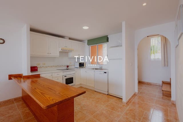 2 camera da letto Casa in vendita in Roque del Conde, Adeje con piscina garage - 490.000 € (Rif: 9950331)