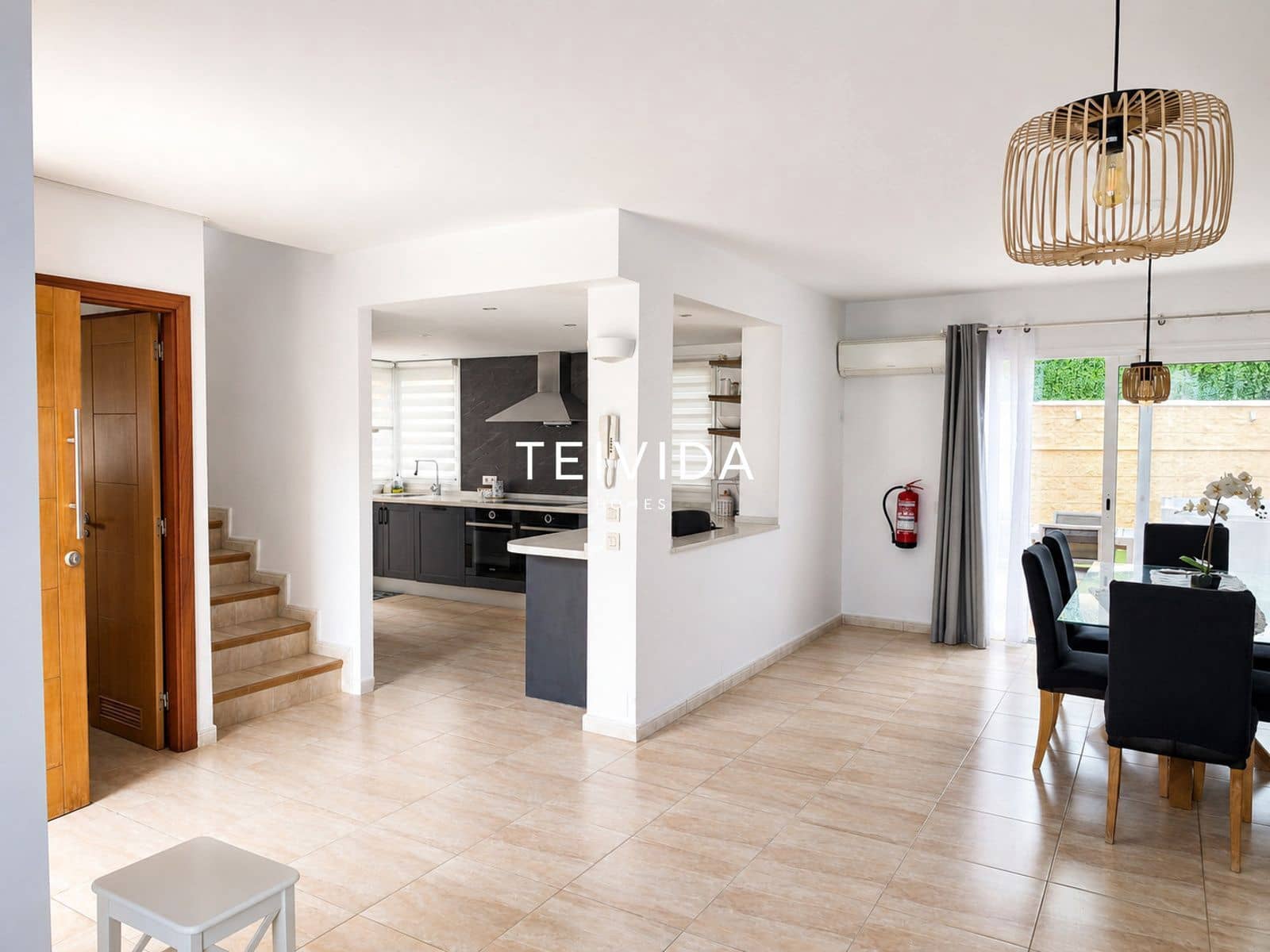 3 quarto Casa em Banda para venda em Playa Fanabe - 799 000 € (Ref: 9964139)