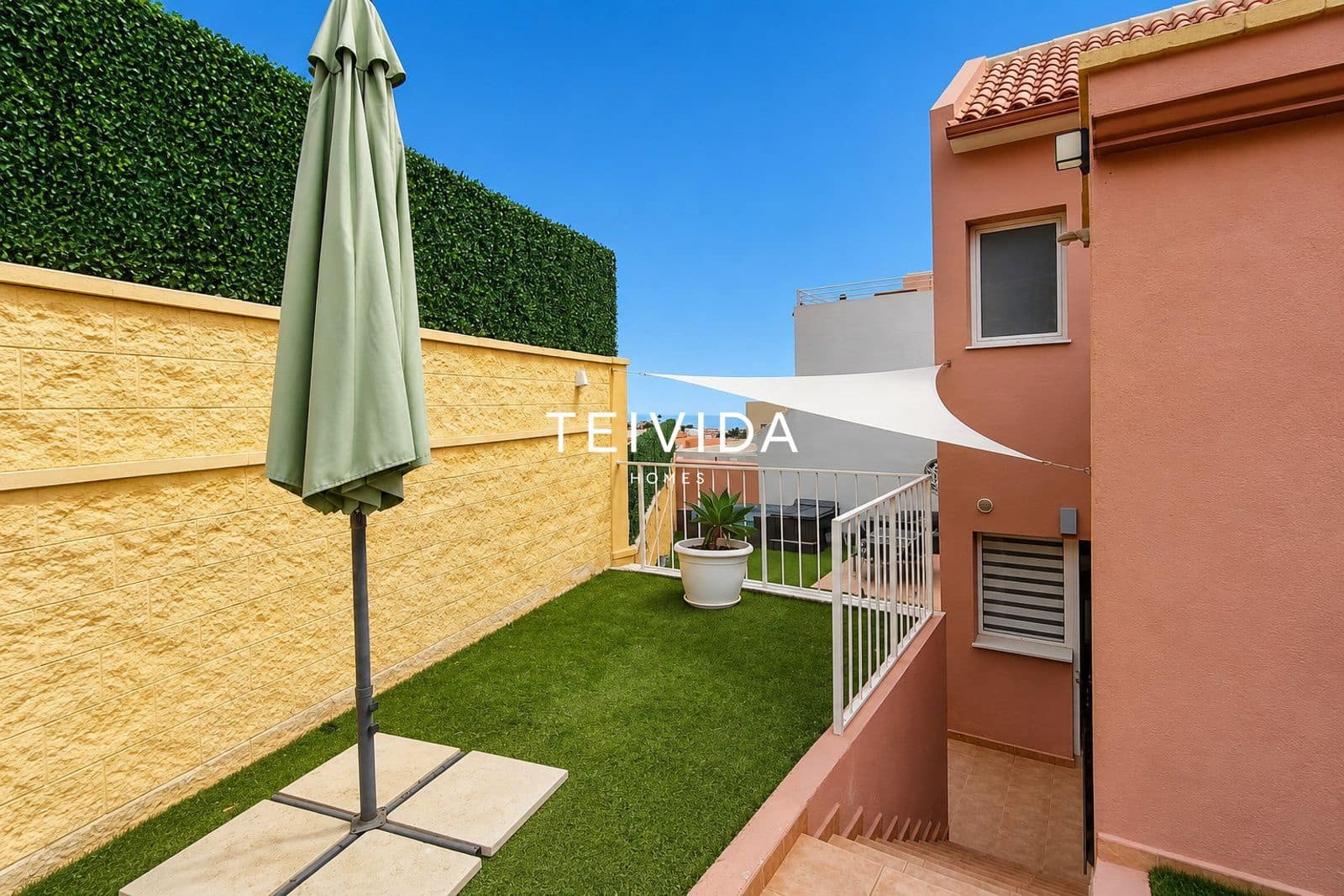 3 quarto Casa em Banda para venda em Playa Fanabe - 799 000 € (Ref: 9964139)