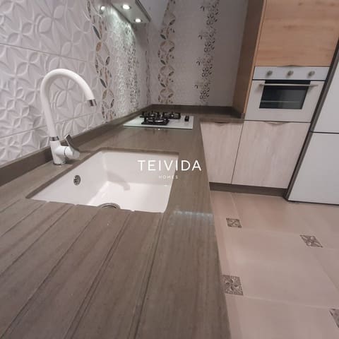 3 sypialnia Dom na sprzedaż w Costa del Silencio, Arona z basenem garażem - 315 000 € (Ref: 9964140)