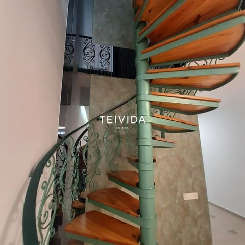 3 sypialnia Dom na sprzedaż w Costa del Silencio, Arona z basenem garażem - 315 000 € (Ref: 9964140)