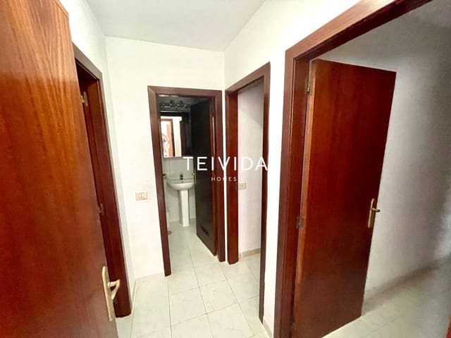 3 soveværelse Lejlighed til leje i El Medano, Granadilla de Abona med garage - € 1.700 (Ref: 9964141)