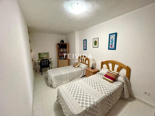 3 soveværelse Lejlighed til leje i El Medano, Granadilla de Abona med garage - € 1.700 (Ref: 9964141)