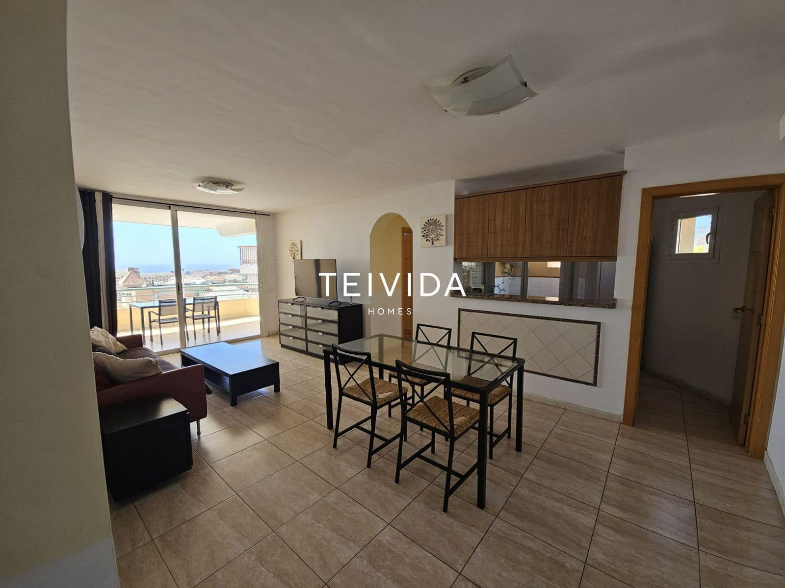 2 sypialnia Mieszkanie na sprzedaż w El Madronal z basenem garażem - 560 000 € (Ref: 9999024)