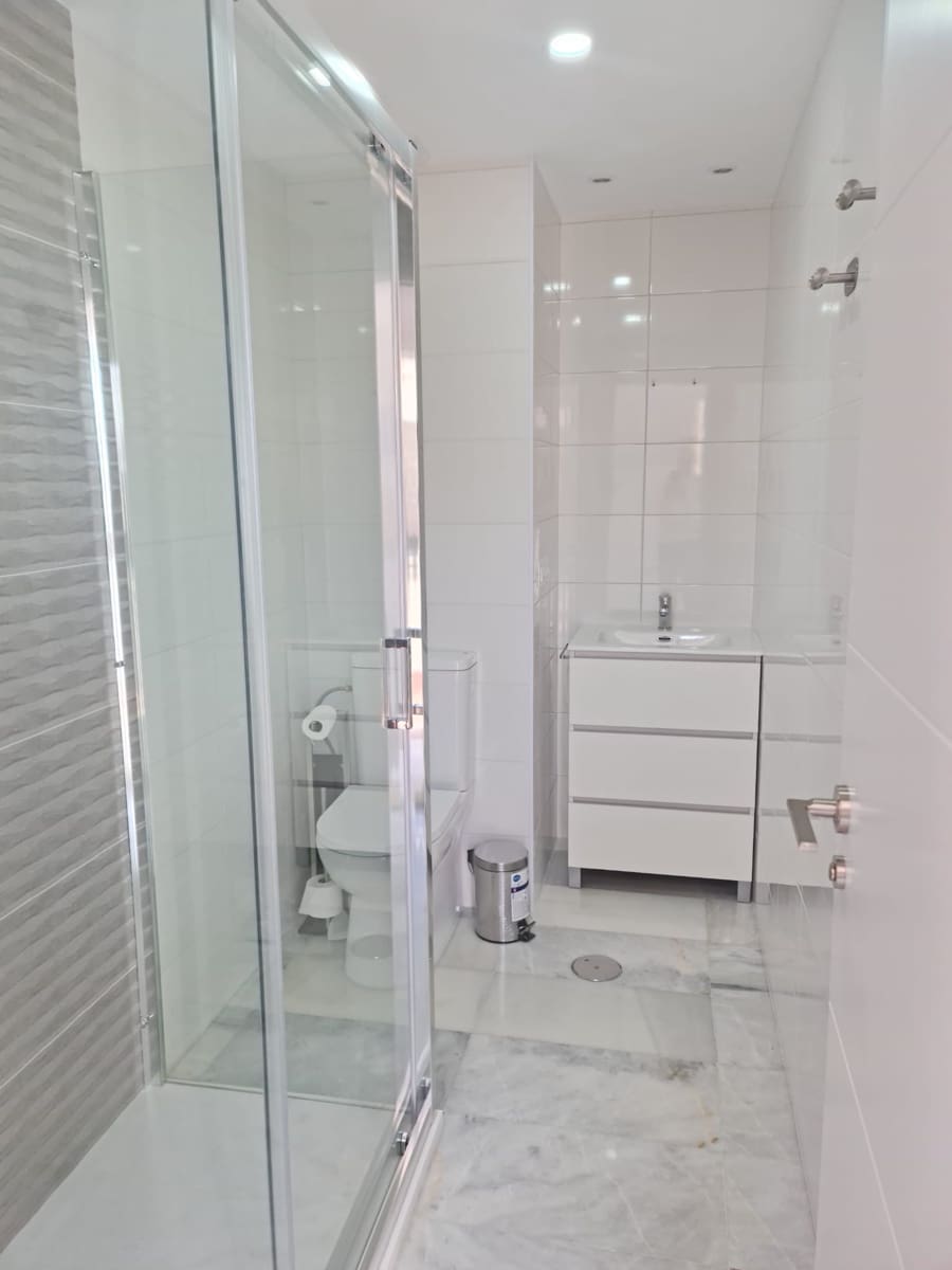 2 quarto Bungalow para venda em Benidorm com piscina garagem - 265 000 € (Ref: 10001033)