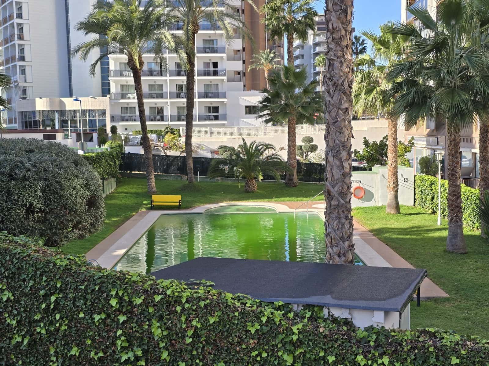 1 bedroom Beach Apartment for sale in Benidorm with pool garage - € 195,000 (Ref: 10007942)