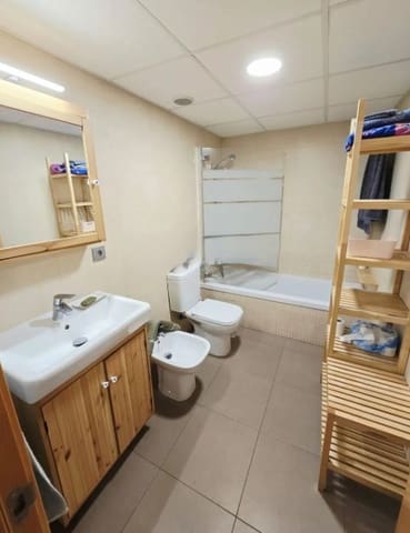 1 slaapkamer Appartement te koop in Benidorm met garage - € 195.000 (Ref: 10031070)