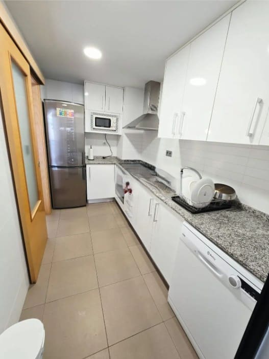 1 slaapkamer Appartement te koop in Benidorm met garage - € 195.000 (Ref: 10031070)