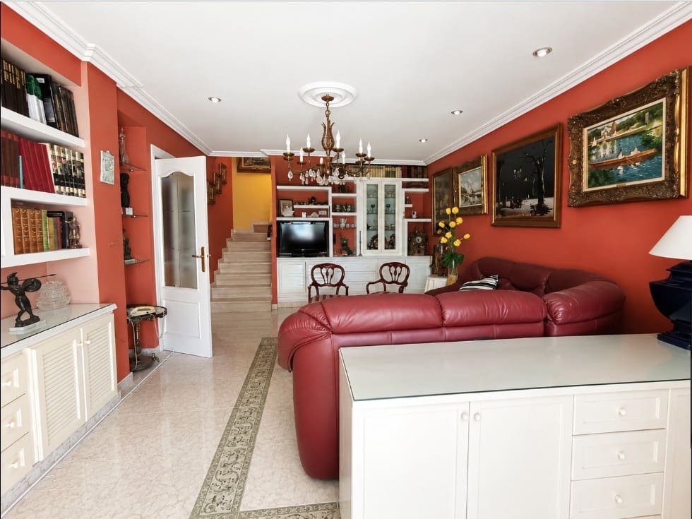 3 bedroom Penthouse for sale in Benidorm with garage - € 549,000 (Ref: 10031072)