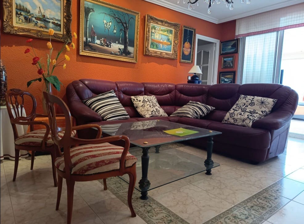 3 bedroom Penthouse for sale in Benidorm with garage - € 549,000 (Ref: 10031072)